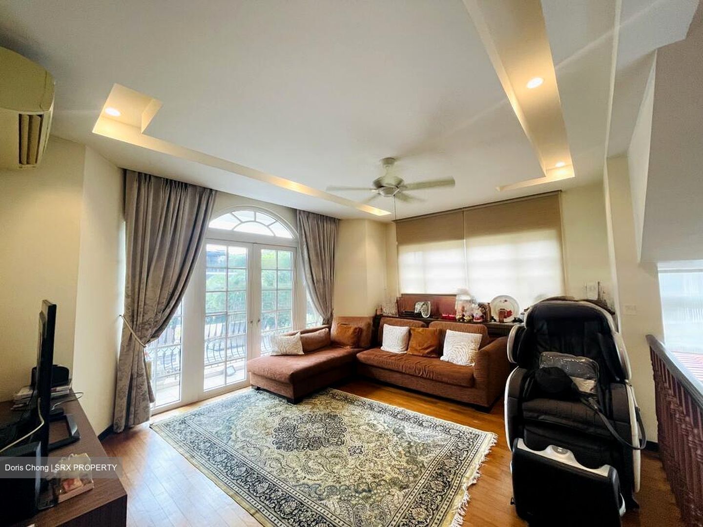 Sims Avenue East (D14), Detached #461379431